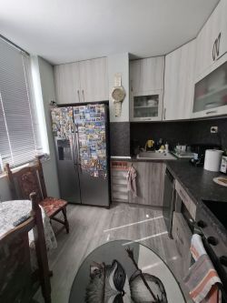 Апартамент в западното