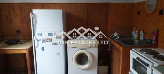 Продава монолитна къща в село Средногорово