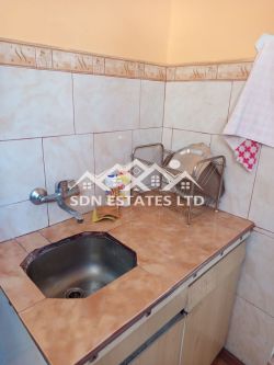 Продава прекрасна къща в района на магазин Си Би  Ес