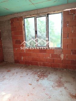 Продава новопостроена къща в предпочитан за живеене квартал