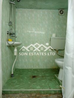 Продава прекрасна къща в района на магазин Си Би  Ес