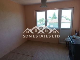 Продава монолитна къща в село Тулово