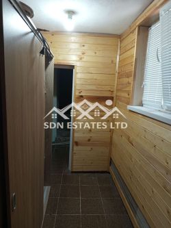 Продава прекрасна къща в района на магазин Си Би  Ес