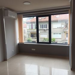 Офис под наем в централна градска част