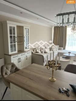 Ексклузивен дизайнерски апартамент в центъра на Казанлък