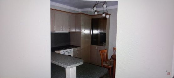 ПОД НАЕМ ТРИСТАЕН АПАРТАМЕНТ ИЗЛОЖБЕНА ЗАЛА.