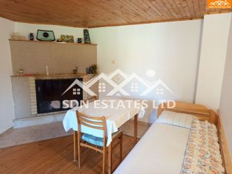 ЕКСКЛУЗИВНО! Двуетажна къща с двор в село Долно Изворово