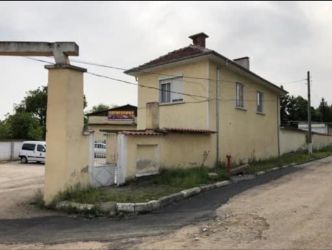 Отдава под наем промишлено-складова база в село Горно Сахране