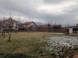 Продава прекрасна къща в град Крън