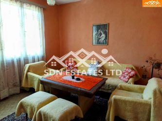 Продава монолитна къща в село Копринка