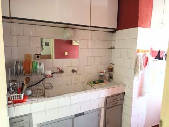 Продава апартамент с две спални и гараж в района на Абаята