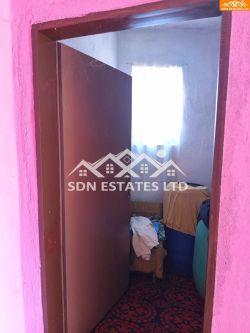 Продава монолитна къща в село Копринка