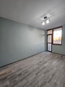 Продава тристаен апартамент, ново сторителство, в широкия център на гр.  Казанлък