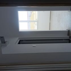 Офиси за продажба в административна сграда