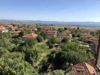 Хотел с прилежащ кафе-аператив и магазин за сувенири