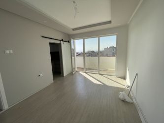 Продава Тристаен апартамент Масивно строителство в гр.Казанлък