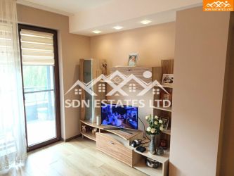 Продава напълно обзаведен двустаен апартамент в района на Стадиона