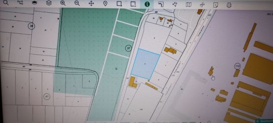 ПРОМИШЛЕН ПАРЦЕЛ СРЕЩУ АРСЕНАЛ.
