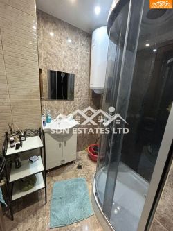 Продава се апартамент с три спални в центъра на гр. Казанлък