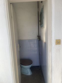 Продава се двуетажна къща