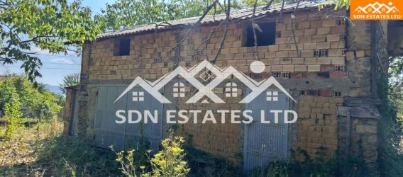 Продава  къща в село Тъжа