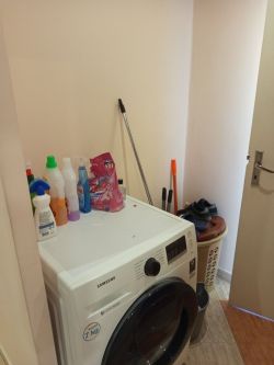 Продава апартамент с две спални в ж.к. Изток бл. 28