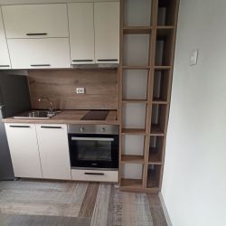 ИЗЦЯЛО РЕНОВИРАН АПАРТАМЕНТ, ГОТОВ ЗА НАНАСЯНЕ!