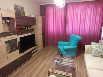 Отдава под наем напълно обзаведен апартамент с една спалня до парк ”Розариум”