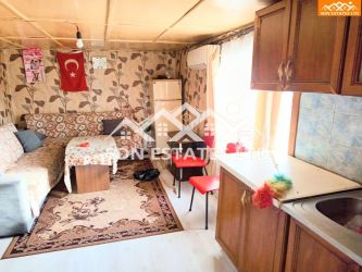 Продава къща в село Осетеново