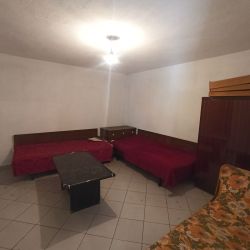 Къща с двор от 730 м2 в непосредствена близост до гората