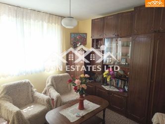 Продава се етаж от къща в района на парк „Розариум“, гр. Казанлък