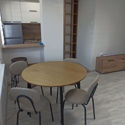 ИЗЦЯЛО РЕНОВИРАН АПАРТАМЕНТ, ГОТОВ ЗА НАНАСЯНЕ!