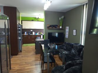 Отдава под наем напълно обзаведен апартамент до Манастира