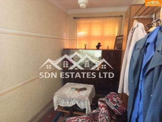 Продава къща в село Манолово