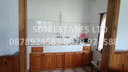 Продава монолитна къща в село Черганово