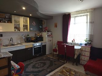 Продава къща в село Розово