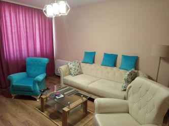 Отдава под наем напълно обзаведен апартамент с една спалня до парк ”Розариум”