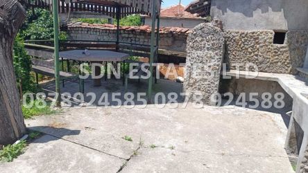 Продава монолитна къща в село Черганово