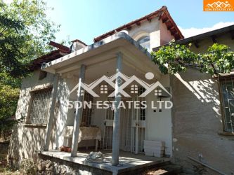 Продава  къща в село Тъжа