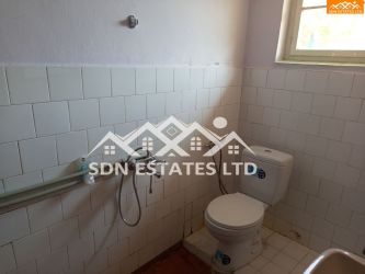 Продава къща в село Манолово