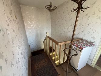 Продава се имот с две жилищни сгради – гр. Казанлък, ул. „Радецка“