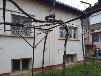 Отдава под наем къща до парк ”Розариум”