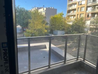 Продава се тристаен апартамент – ново строителство, кв. „Васил Левски“