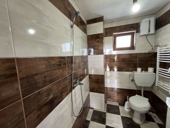 Продава вила в ж.к. Изток над блок 45, гр. Казанлък