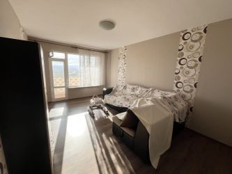 Продава две стаи с кухня в ж.к. Изток, гр. Казанлък