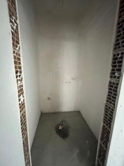 Продава се тристаен апартамент – ново строителство, до Културен дом, гр. Казанлък