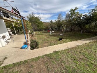 Продава вила в ж.к. Изток над блок 45, гр. Казанлък