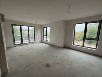 Продава се тристаен апартамент – ново строителство, до Културен дом, гр. Казанлък