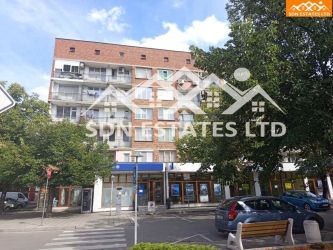 Продава се просторен тристаен апартамент на ул. Скобелев