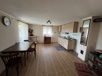 Продава вила в ж.к. Изток над блок 45, гр. Казанлък